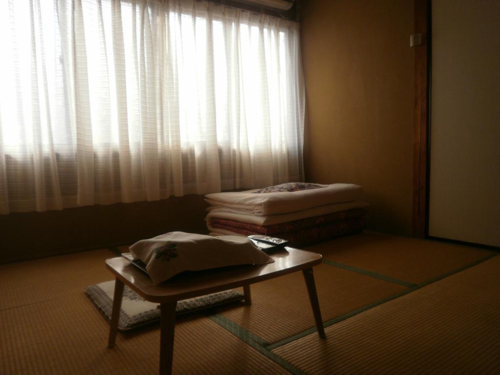 Kakiya Ryokan Kamakura Rum bild