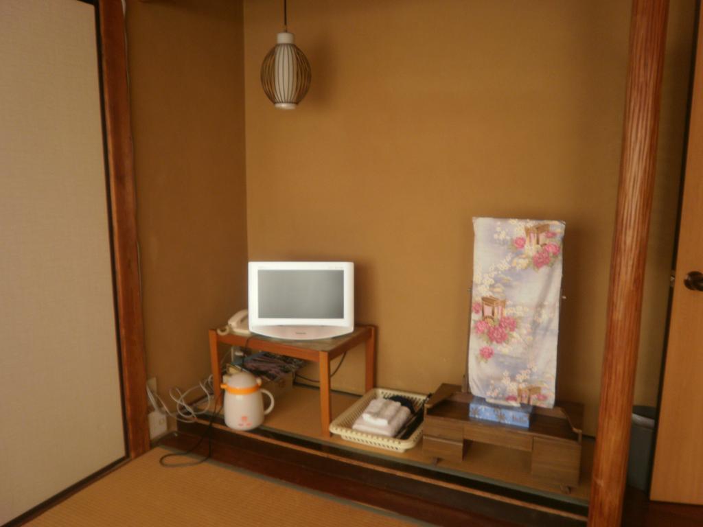 Kakiya Ryokan Kamakura Rum bild